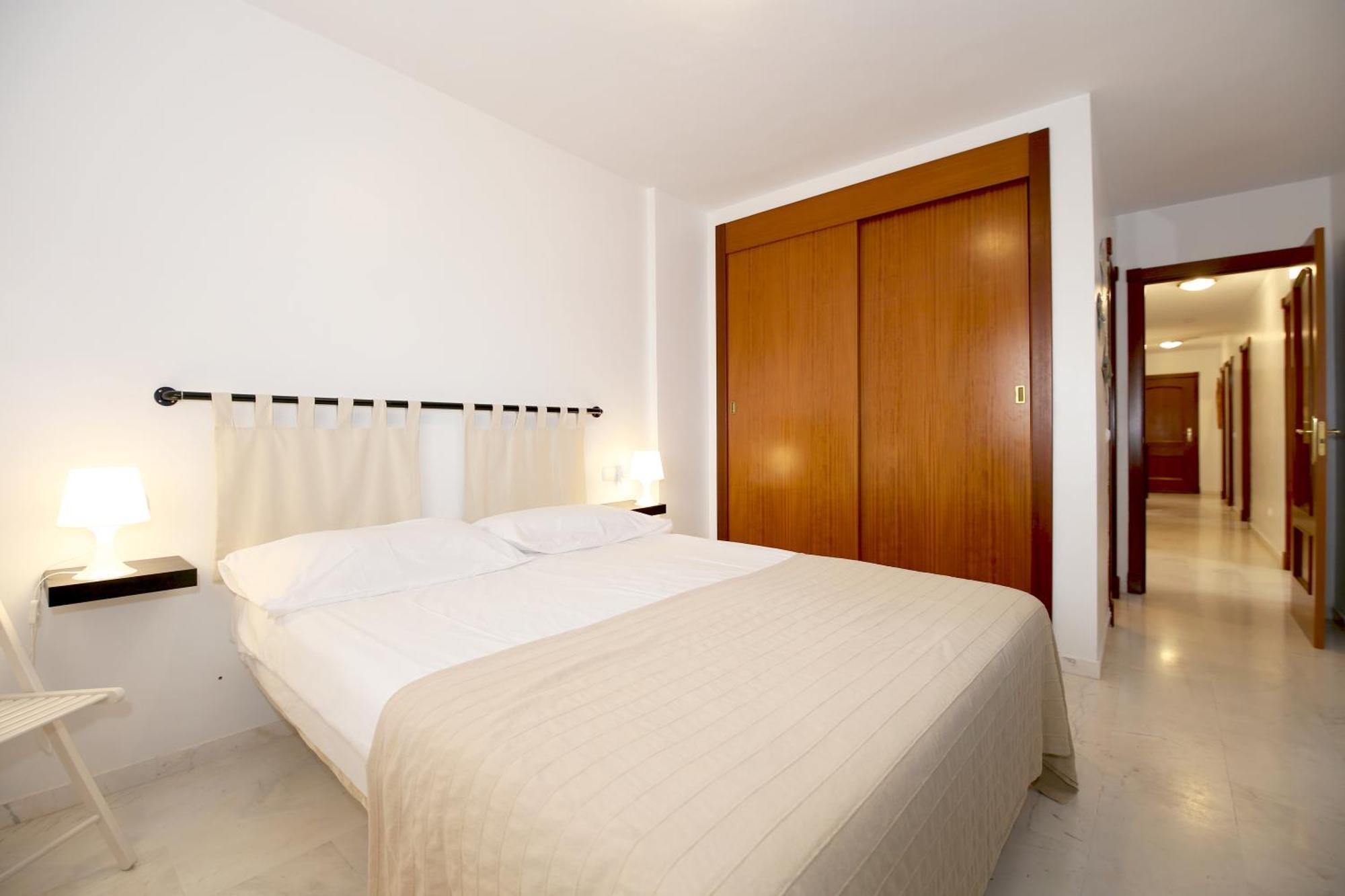 Estepona Town Apartment Carmen Bagian luar foto
